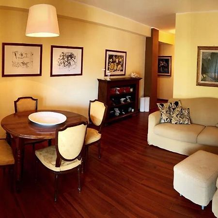 Apartamento Elegante Trilocale Con Garage, Terrazzo E Vista Montagne Bardonecchia Exterior foto
