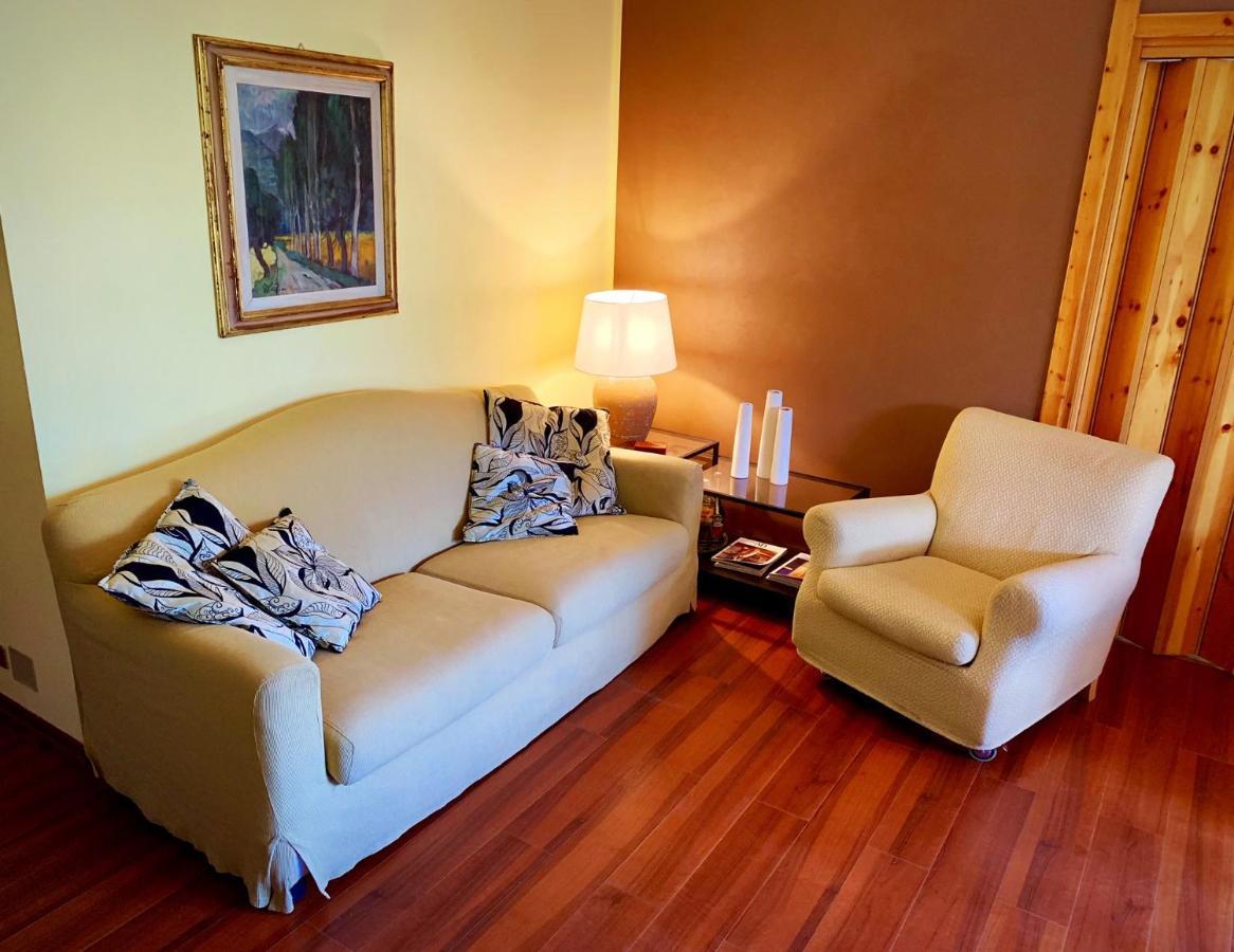 Apartamento Elegante Trilocale Con Garage, Terrazzo E Vista Montagne Bardonecchia Exterior foto